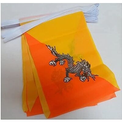 AZ FLAG Wimpelkette Bhutan 6 m 20 Flaggen Leichtes Polyester 21x15 cm Für innen und außen Königreich Bhutan Flaggenkette འབྲུག Flaggen auf verstärktem Band vernäht AZ FLAG Wimpelkette Bhutan 6 m 20 Flaggen Leichtes Polyester 21x15 cm Für innen und außen Königreich Bhutan Flaggenkette འབྲུག Flaggen auf verstärktem Band vernäht