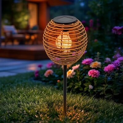 Spetebo Solar Beetstecker Kugel Rattan Optik mit LED Glühbirne 52 x 15 cm Garten Dekostecker warm weiß beleuchtet Gartenstecker Solarleuchte Gartenlicht Garten Deko Beleuchtung Balkon Terrasse Spetebo Solar Beetstecker Kugel Rattan Optik mit LED Glühbirne 52 x 15 cm Garten Dekostecker warm weiß beleuchtet Gartenstecker Solarleuchte Gartenlicht Garten Deko Beleuchtung Balkon Terrasse