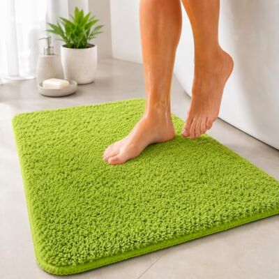 Floordirekt Badematte Sky Badezimmerteppich Weicher, dichter Hochflor Rutschhemmend & Schnell trocknend Geeignet für Fußbodenheizung Eckig & Rund (70 x 120 cm, Apfelgrün) Floordirekt Badematte Sky Badezimmerteppich Weicher, dichter Hochflor Rutschhemmend & Schnell trocknend Geeignet für Fußbodenheizung Eckig & Rund (70 x 120 cm, Apfelgrün)