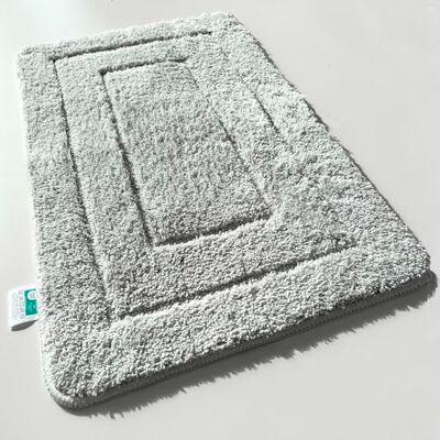 KARAT Badteppich Atlantis extra flauschig & schnelltrocknend Badezimmerteppich mit rutschsicherer Rückseite Badematte Duschvorleger (60 x 100 cm, Silbergrau) KARAT Badteppich Atlantis extra flauschig & schnelltrocknend Badezimmerteppich mit rutschsicherer Rückseite Badematte Duschvorleger (60 x 100 cm, Silbergrau)