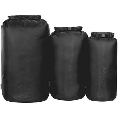 Tatonka Packsäcke Dry Sack Set 3 (10l / 18l / 30l) DREI wasserdichte Packbeutel mit Rollverschluss und Steckschließe Aus recyceltem Polyester 10, 18 und 30 Liter Volumen (schwarz) Tatonka Packsäcke Dry Sack Set 3 (10l / 18l / 30l) DREI wasserdichte Packbeutel mit Rollverschluss und Steckschließe Aus recyceltem Polyester 10, 18 und 30 Liter Volumen (schwarz)
