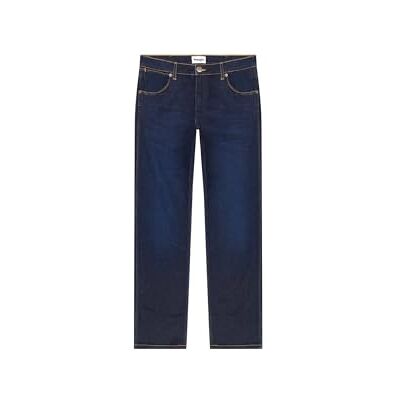 WRANGLER Men's Greensboro Jeans, Moonlight Rinse, 33/30 WRANGLER Men's Greensboro Jeans, Moonlight Rinse, 33/30