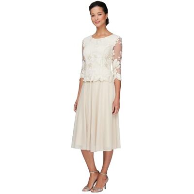 Alex Damen Plus Size Long Tea-length Lace Mock Dress Kleid fr besondere Anlsse, Taupe, 44 Große Größen EU Alex Damen Plus Size Long Tea-length Lace Mock Dress Kleid fr besondere Anlsse, Taupe, 44 Große Größen EU