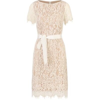 ApartFashion APART Spitzenkleid aus Einer plastischen Spitze unterlegt mit einem nudefarbenem Futter ApartFashion APART Spitzenkleid aus Einer plastischen Spitze unterlegt mit einem nudefarbenem Futter