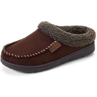 Dearfoams Herren Indoor/Outdoor Atmungsaktive Memory Foam Brendan Clog Hausschuhe mit breiten Weiten, Kaffee, 13-14 Dearfoams Herren Indoor/Outdoor Atmungsaktive Memory Foam Brendan Clog Hausschuhe mit breiten Weiten, Kaffee, 13-14