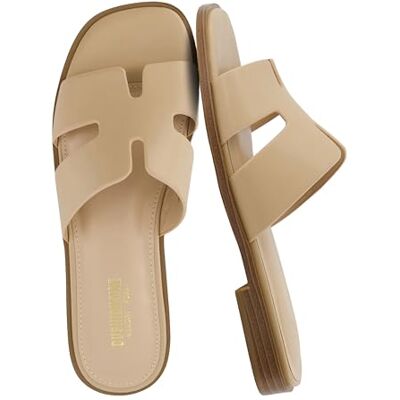 CUSHIONAIRE Voyage Slide-Sandale für Damen + Memory Foam, große Weiten erhältlich, Hellbraun, 37 EU CUSHIONAIRE Voyage Slide-Sandale für Damen + Memory Foam, große Weiten erhältlich, Hellbraun, 37 EU