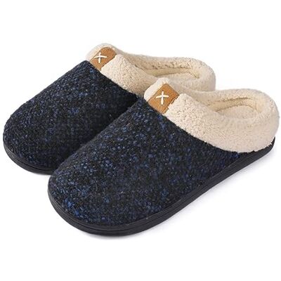 ULTRAIDEAS Hausschuhe Herren Plüsch Winter Warme Pantoffeln mit wollähnlichem Futter, Bequeme Memory Foam Slippers rutschfeste Gummisohle Indoor Outdoor,Blau,42/43 EU ULTRAIDEAS Hausschuhe Herren Plüsch Winter Warme Pantoffeln mit wollähnlichem Futter, Bequeme Memory Foam Slippers rutschfeste Gummisohle Indoor Outdoor,Blau,42/43 EU
