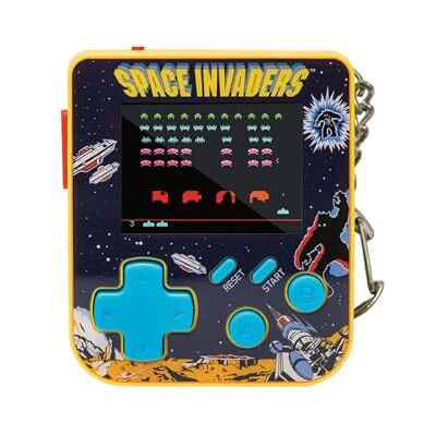 HMT Super Micro Space Invaders Keychain Gamer HMT Super Micro Space Invaders Keychain Gamer