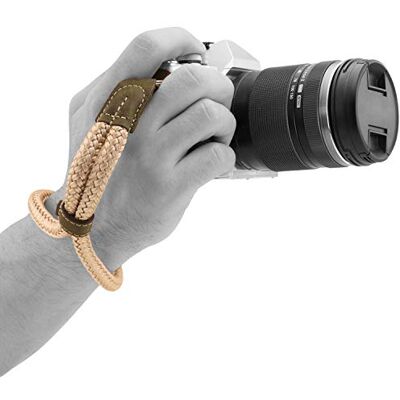 MegaGear Handschlaufe für SLR, DSLR-Kamera, Baumwolle, klein, Khaki-Grün MegaGear Handschlaufe für SLR, DSLR-Kamera, Baumwolle, klein, Khaki-Grün