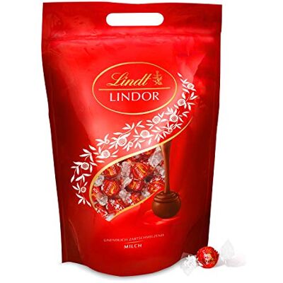 Lindt Schokolade LINDOR Kugeln Milch, 2kg Beutel, Großpackung ca. 156 Kugeln, Vollmilch Schokolade, zum Teilen & Verschenken, Vorrat, zartschmelzend, Genussmomente, Schokoladen-Geschenk Lindt Schokolade LINDOR Kugeln Milch, 2kg Beutel, Großpackung ca. 156 Kugeln, Vollmilch Schokolade, zum Teilen & Verschenken, Vorrat, zartschmelzend, Genussmomente, Schokoladen-Geschenk