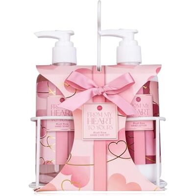 accentra Handpflegeset FROM MY HEART TO YOURS in dekorativen Drahtkorb, 290ml Handseife und 290ml Handlotion im Pumpspender angereichert mit dem Duft Blush Rose wiederbefüllbar accentra Handpflegeset FROM MY HEART TO YOURS in dekorativen Drahtkorb, 290ml Handseife und 290ml Handlotion im Pumpspender angereichert mit dem Duft Blush Rose wiederbefüllbar