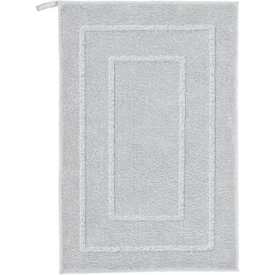 Kleine Wolke Badteppich NICO Silbergrau 50 x 60 cm Rutschhemmende Unterseite, für Fußbodenheizung, maschinenwaschbar, 100% Polyester Kleine Wolke Badteppich NICO Silbergrau 50 x 60 cm Rutschhemmende Unterseite, für Fußbodenheizung, maschinenwaschbar, 100% Polyester