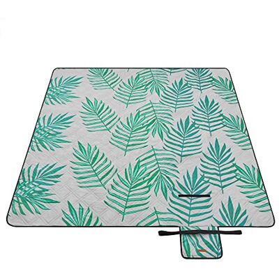 SONGMICS Picknickdecke, 200 x 200 cm, großer Teppich, für Camping, Park, Garten, Strand, wasserabweisend, maschinenwaschbar, faltbar, Farnmuster und Grau, GCM001G02 SONGMICS Picknickdecke, 200 x 200 cm, großer Teppich, für Camping, Park, Garten, Strand, wasserabweisend, maschinenwaschbar, faltbar, Farnmuster und Grau, GCM001G02
