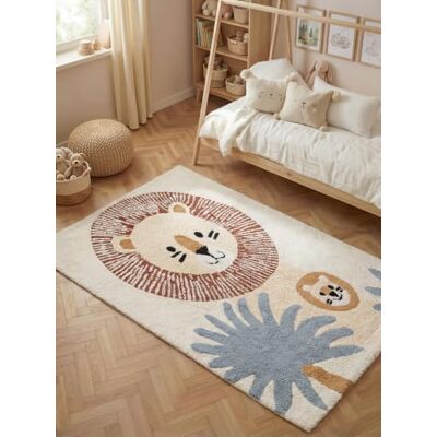 Hanse Home Kinderteppich Leander Pflegeleichter Teppich Junge Mädchen, rutschfest & Waschbarer Formteppich Löwe, Kinderzimmer Weicher Spielteppich, Spielunterlage Creme Multifarben, 140x200cm Hanse Home Kinderteppich Leander Pflegeleichter Teppich Junge Mädchen, rutschfest & Waschbarer Formteppich Löwe, Kinderzimmer Weicher Spielteppich, Spielunterlage Creme Multifarben, 140x200cm
