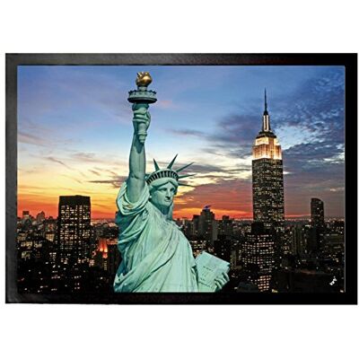 1art1 New York Freiheitsstatue Und Skyline Bei Sonnenuntergang Fußmatte Dekomatte Innenbereich Design Türmatte 70x50 cm 1art1 New York Freiheitsstatue Und Skyline Bei Sonnenuntergang Fußmatte Dekomatte Innenbereich Design Türmatte 70x50 cm