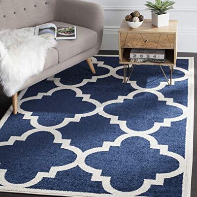 SAFAVIEH Geometrisch Teppich für Wohnzimmer, Esszimmer, Schlafzimmer Amherst Collection, Kurzer Flor, Marine und Beige, 122 X 183 cm SAFAVIEH Geometrisch Teppich für Wohnzimmer, Esszimmer, Schlafzimmer Amherst Collection, Kurzer Flor, Marine und Beige, 122 X 183 cm