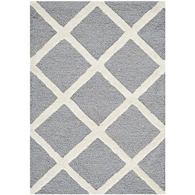 Safavieh - Sophie Diamond - Wool - Rug Safavieh - Sophie Diamond - Wool - Rug