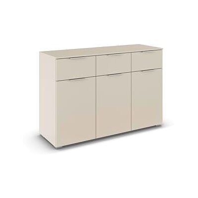 Rauch Möbel Alabama, Kommode für Schlafzimmer, Kinderzimmer, Garderobe, Flur, 3-türig, mit 3 Schubladen, Soft-Close-Fuktion, Farbe Beige, Griff Alufarben, Maße 120x81x42cm Rauch Möbel Alabama, Kommode für Schlafzimmer, Kinderzimmer, Garderobe, Flur, 3-türig, mit 3 Schubladen, Soft-Close-Fuktion, Farbe Beige, Griff Alufarben, Maße 120x81x42cm