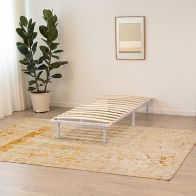 i-flair Metallbett mit Lattenrost NAMARA 90x190 cm Höhe: 28 cm, stabiles Gästebett mit Stauraum auf Füßen, geeignet für alle Matratzen Weiß i-flair Metallbett mit Lattenrost NAMARA 90x190 cm Höhe: 28 cm, stabiles Gästebett mit Stauraum auf Füßen, geeignet für alle Matratzen Weiß