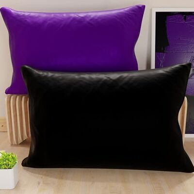 PETTI Artigiani Italiani 2er-Set Kissenbezüge 70x40 cm aus Mikrofaser, Dekokissen-Bezüge für Schlafzimmer und Sofa, Set mit 2 Kissenhüllen, Wende-Kissenbezug Double-Face Schwarz und Violett PETTI Artigiani Italiani 2er-Set Kissenbezüge 70x40 cm aus Mikrofaser, Dekokissen-Bezüge für Schlafzimmer und Sofa, Set mit 2 Kissenhüllen, Wende-Kissenbezug Double-Face Schwarz und Violett
