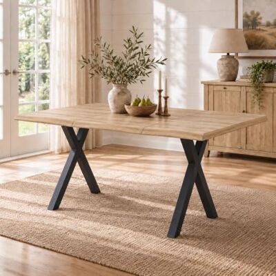 Merax Esstisch 160 x 78 cm, Holzfarbe, Wellenkante, X-Gestell aus Eisen 28 mm starke MDF-Tischplatte, Platz für 4–6 Personen und markante X-förmige Eisenbeine im minimalistischen Design. Merax Esstisch 160 x 78 cm, Holzfarbe, Wellenkante, X-Gestell aus Eisen 28 mm starke MDF-Tischplatte, Platz für 4–6 Personen und markante X-förmige Eisenbeine im minimalistischen Design.