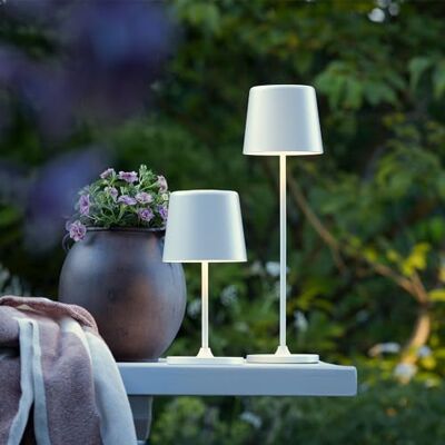 Lightbox 2er-Set LED Tischlampen für Innen & Außen 37 cm / 23 cm Höhe, Ø 2er-Set LED Tischlampen für Innen & Außen 37 cm / 23 cm Höhe, Ø 10 cm matt weiße Outdoor Tischleuchten mit Touch-Dimmer Lightbox 2er-Set LED Tischlampen für Innen & Außen 37 cm / 23 cm Höhe, Ø 2er-Set LED Tischlampen für Innen & Außen 37 cm / 23 cm Höhe, Ø 10 cm matt weiße Outdoor Tischleuchten mit Touch-Dimmer
