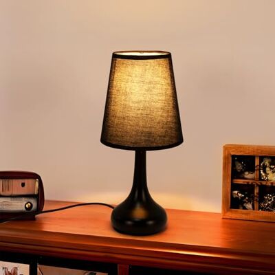 Comely Tischlampe Retro Stoffschirm Schwarz – Vintage Nachttischlampe E27 Fassung, 1.5m Kabel mit Schalter, Dekolampe für Schlafzimmer Wohnzimmer Büro Comely Tischlampe Retro Stoffschirm Schwarz – Vintage Nachttischlampe E27 Fassung, 1.5m Kabel mit Schalter, Dekolampe für Schlafzimmer Wohnzimmer Büro