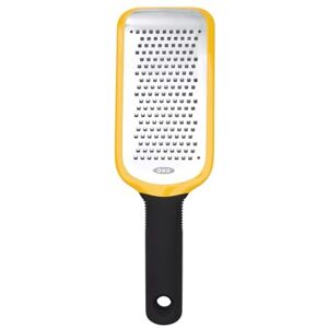 OXO Good Grips Handreibe aus geätztem Edelstahl, mittelfein OXO Good Grips Handreibe aus geätztem Edelstahl, mittelfein