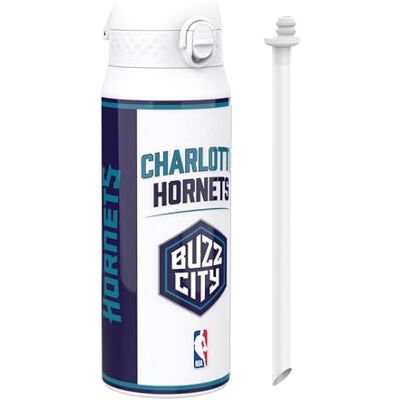 ion8 NBA Charlotte Hornets Trinkflasche Mit Herausnehmbarem Strohhalm, 750ml/24oz, Auslaufsichere Isolierflasche, Leicht Zu Öffnen, Sicherer Verschluss, Spülmaschinenfest, Klappdeckel, Metallflasche ion8 NBA Charlotte Hornets Trinkflasche Mit Herausnehmbarem Strohhalm, 750ml/24oz, Auslaufsichere Isolierflasche, Leicht Zu Öffnen, Sicherer Verschluss, Spülmaschinenfest, Klappdeckel, Metallflasche