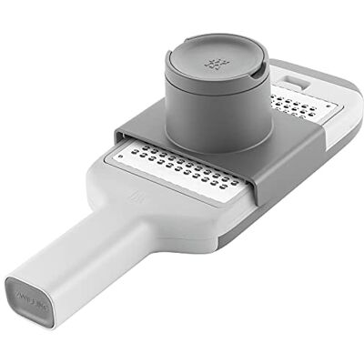 ZWILLING Z-Cut Multi-Reibe, Multifunktional, Edelstahl, 4 austauschbare Klingeneinsätze, Zwei-Wege-Reibtechnologie, Integrierte Auffangschale, Grau ZWILLING Z-Cut Multi-Reibe, Multifunktional, Edelstahl, 4 austauschbare Klingeneinsätze, Zwei-Wege-Reibtechnologie, Integrierte Auffangschale, Grau