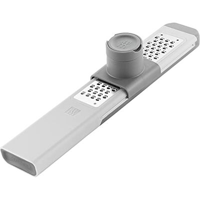 ZWILLING Z-Cut Feine Reibe 3-in-1, Reibe, schnellere Reibtechnik, Fingerschutz, Lebensmittelhalter, Frischhalteschale, Zester ZWILLING Z-Cut Feine Reibe 3-in-1, Reibe, schnellere Reibtechnik, Fingerschutz, Lebensmittelhalter, Frischhalteschale, Zester