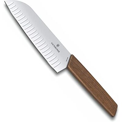 Victorinox Swiss Modern, Profi Santokumesser, Extra Scharfe Klinge, Kullenschliff, 17 cm, Edler Holzgriff, Rostfreier Stahl, braun Victorinox Swiss Modern, Profi Santokumesser, Extra Scharfe Klinge, Kullenschliff, 17 cm, Edler Holzgriff, Rostfreier Stahl, braun
