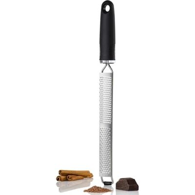 AdHoc GG26 Multi-Reibe GIANO sehr fein + fein stabile messerscharfe Klinge aus Edelstahl mit einem ergonomischen Griff inkl. Schutzhülle AdHoc GG26 Multi-Reibe GIANO sehr fein + fein stabile messerscharfe Klinge aus Edelstahl mit einem ergonomischen Griff inkl. Schutzhülle