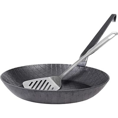 GRÄWE F400 Schmiedeeiserne Bratpfanne hoch, Ø 28 cm, Eisenpfanne mit Wender 400° C hitzebeständig, Pfanne aus Eisen, kratzfeste Bratpfanne, unbeschichtet, Outdoor-Cooking, induktionsgeeignet GRÄWE F400 Schmiedeeiserne Bratpfanne hoch, Ø 28 cm, Eisenpfanne mit Wender 400° C hitzebeständig, Pfanne aus Eisen, kratzfeste Bratpfanne, unbeschichtet, Outdoor-Cooking, induktionsgeeignet