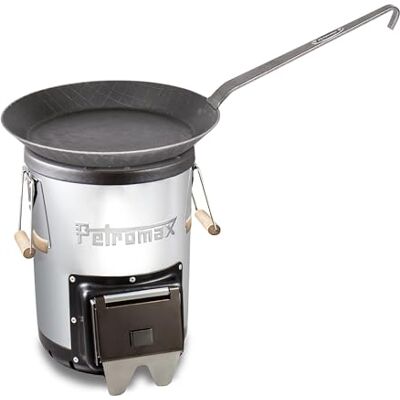Petromax Raketenofen-Set mit Schmiedeeisenpfanne 24 cm, Outdoor-Kocher Kompakter Campingkocher mit Kamineffekt, robuste Bratpfanne, ideal für Vanlife, Angeln und Grillen ohne Strom Petromax Raketenofen-Set mit Schmiedeeisenpfanne 24 cm, Outdoor-Kocher Kompakter Campingkocher mit Kamineffekt, robuste Bratpfanne, ideal für Vanlife, Angeln und Grillen ohne Strom