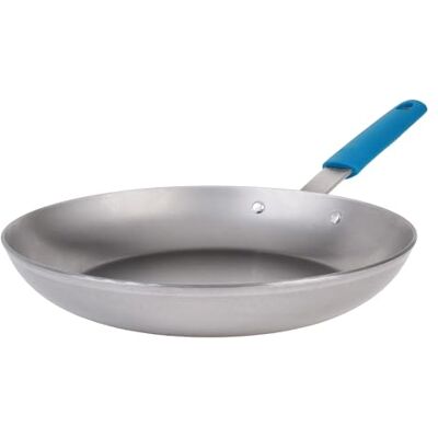 GRÄWE Pfanne aus Eisen Wax Pro Eisenpfanne Ø 28 cm, 400° C hitzebeständig, schnitt- & kratzfeste Bratpfanne, natürliche Antihaftbeschichtung (Patina), für Küche & Outdoor-Cooking, induktionsgeeignet GRÄWE Pfanne aus Eisen Wax Pro Eisenpfanne Ø 28 cm, 400° C hitzebeständig, schnitt- & kratzfeste Bratpfanne, natürliche Antihaftbeschichtung (Patina), für Küche & Outdoor-Cooking, induktionsgeeignet
