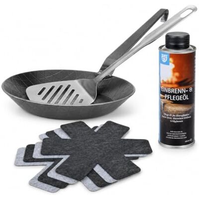 GRÄWE F400 Schmiedeeiserne Bratpfanne Ø 20 cm Starterset mit Wender Unbeschichtet, bis 400 °C, induktionsgeeignet, inklusive Wender, Pfannenschutz sowie Einbrenn- und Pflegeöl GRÄWE F400 Schmiedeeiserne Bratpfanne Ø 20 cm Starterset mit Wender Unbeschichtet, bis 400 °C, induktionsgeeignet, inklusive Wender, Pfannenschutz sowie Einbrenn- und Pflegeöl