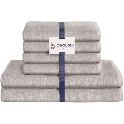 BEAUTEX Handtuch Set 4 Handtücher 2 Badetücher Sandgrau 550 g/m² Ideal für Familie und Bad, 100 % europäische Baumwolle, Oeko-Tex, weich, saugstark und langlebig. BEAUTEX Handtuch Set 4 Handtücher 2 Badetücher Sandgrau 550 g/m² Ideal für Familie und Bad, 100 % europäische Baumwolle, Oeko-Tex, weich, saugstark und langlebig.