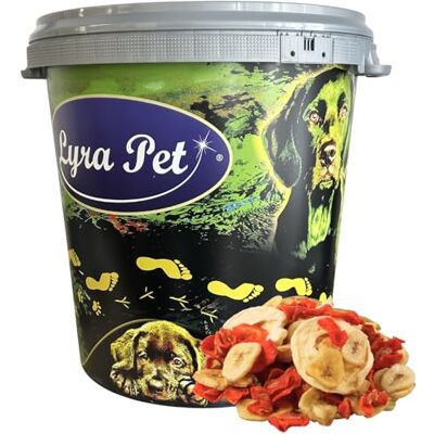 Lyra Pet ® 5 kg Obst-Gemüse-Mix getrocknet in 30 L Tonne Reich an Vitaminen & Ballaststoffen Einzelfutter für Vögel, Nager, Pferde & Reptilien Natürliches Futter als Ergänzung Lyra Pet ® 5 kg Obst-Gemüse-Mix getrocknet in 30 L Tonne Reich an Vitaminen & Ballaststoffen Einzelfutter für Vögel, Nager, Pferde & Reptilien Natürliches Futter als Ergänzung