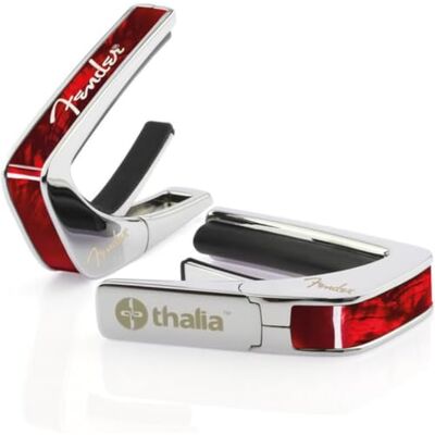 Thalia Fender by Gitarren Kapodaster, offizielles Lizenzprodukt, Red Angel Wing Einlage mit weißem Spaghetti-Logo Thalia Fender by Gitarren Kapodaster, offizielles Lizenzprodukt, Red Angel Wing Einlage mit weißem Spaghetti-Logo