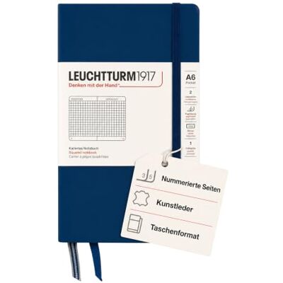 LEUCHTTURM1917 342919 Notizbuch Pocket (A6), Hardcover, 187 Nummerierte Seiten, Marine, Kariert 187 nummerierte Seiten, Inhaltsverzeichnis, 2 Lesezeichenbänder, Falttasche, säurefrei LEUCHTTURM1917 342919 Notizbuch Pocket (A6), Hardcover, 187 Nummerierte Seiten, Marine, Kariert 187 nummerierte Seiten, Inhaltsverzeichnis, 2 Lesezeichenbänder, Falttasche, säurefrei