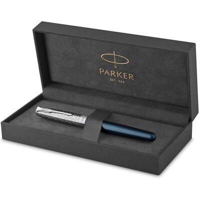 Parker Sonnet Füller Premium Metal & Blue Satinierung mit Chromverkleidung Füllfederhalter Feine 18 Karat Goldfeder mit schwarzer Tintenpatrone Geschenkbox Parker Sonnet Füller Premium Metal & Blue Satinierung mit Chromverkleidung Füllfederhalter Feine 18 Karat Goldfeder mit schwarzer Tintenpatrone Geschenkbox