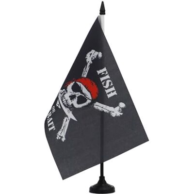 AZ FLAG Tischflagge Pirat Bandana Fish or Cut Bait 21x14 cm Für innen Piraten Totenkopf Tischflagge genähte Ausführung mit verstärkten Kanten mit Kunststoffstab und Kunststoffsockel AZ FLAG Tischflagge Pirat Bandana Fish or Cut Bait 21x14 cm Für innen Piraten Totenkopf Tischflagge genähte Ausführung mit verstärkten Kanten mit Kunststoffstab und Kunststoffsockel