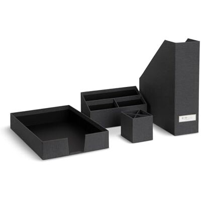 BIGSO BOX OF SWEDEN BIGSO HUGO 4-teiliges Schreibtisch Set mit 1 Stehsammler, 1 Stifthalter, 1 Sortierkasten und 1 Box ohne Deckel – Ordnungssystem aus Faserplatte und Papier in Leinenoptik – schwarz BIGSO BOX OF SWEDEN BIGSO HUGO 4-teiliges Schreibtisch Set mit 1 Stehsammler, 1 Stifthalter, 1 Sortierkasten und 1 Box ohne Deckel – Ordnungssystem aus Faserplatte und Papier in Leinenoptik – schwarz
