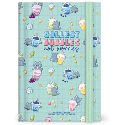 LEGAMI – Fotografischer Tageskalender 2026–2027, Kitty Bubble Tea, 16 Monate, Medium, Tagebuch von September 2026 bis Dezember 2027, Gummibandverschluss, FSC-zertifiziertes Papier, 12 x 18 cm LEGAMI – Fotografischer Tageskalender 2026–2027, Kitty Bubble Tea, 16 Monate, Medium, Tagebuch von September 2026 bis Dezember 2027, Gummibandverschluss, FSC-zertifiziertes Papier, 12 x 18 cm
