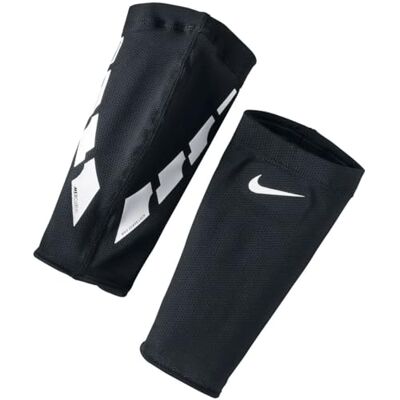 Nike Unisex Guard Lock Elite Football Schienbeinschoner Stutzen, Black/White/White, S Nike Unisex Guard Lock Elite Football Schienbeinschoner Stutzen, Black/White/White, S