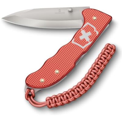 Victorinox Taschenmesser Evoke Alox Limited Edition 2025, 5 Funktionen, Swiss Made, Klappmesser mit großer Klinge, inkl. Geschenkbox, Stone Red Victorinox Taschenmesser Evoke Alox Limited Edition 2025, 5 Funktionen, Swiss Made, Klappmesser mit großer Klinge, inkl. Geschenkbox, Stone Red