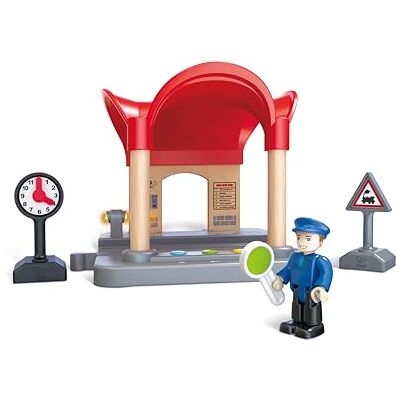 Hape Bahnhof mit Durchsagefunktion, Zubehör für Deine Holzeisenbahn, eigene Bahnhofsansagen aufnehmen und abspielen, ab 3 Jahren Hape Bahnhof mit Durchsagefunktion, Zubehör für Deine Holzeisenbahn, eigene Bahnhofsansagen aufnehmen und abspielen, ab 3 Jahren
