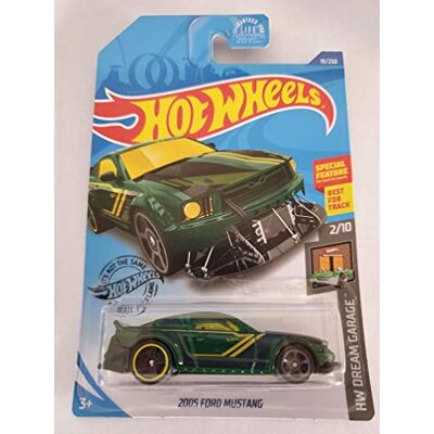 Hot Wheels 2020 Hw Dream Garage 2005 Ford Mustang, 19/250 Green Hot Wheels 2020 Hw Dream Garage 2005 Ford Mustang, 19/250 Green