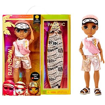 MGA Entertainment Rainbow High Pacific Coast FINN ROSADO Jungen Modepuppe mit Outfit, Surfbrett und Puppenständer Pool-Accessoires, Umhängetasche und mehr Geschenk- und Sammelobjekt für Kinder ab 6+ Jahren MGA Entertainment Rainbow High Pacific Coast FINN ROSADO Jungen Modepuppe mit Outfit, Surfbrett und Puppenständer Pool-Accessoires, Umhängetasche und mehr Geschenk- und Sammelobjekt für Kinder ab 6+ Jahren